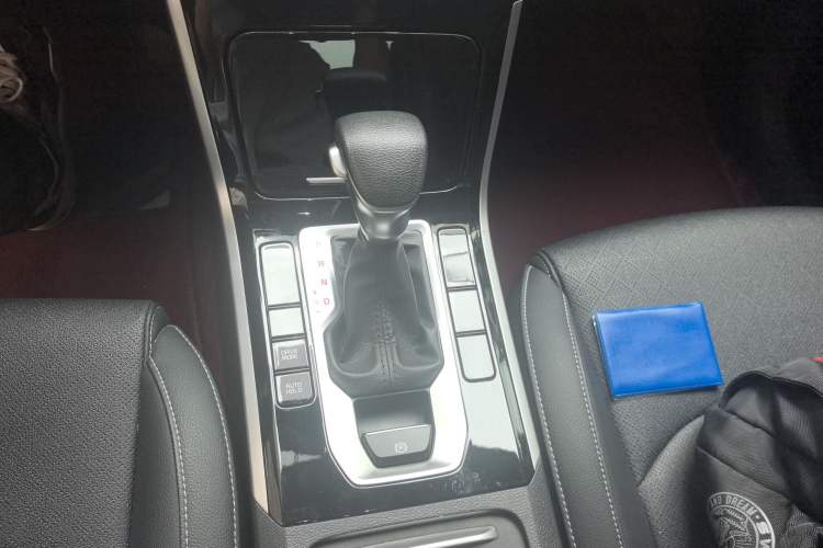 Used Kia K3 2021 1.5L CVT Fashion Edition Gear Lever