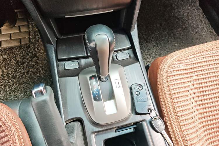 Used Honda Crosstour 2012 2.4L Luxury Edition Gear Lever