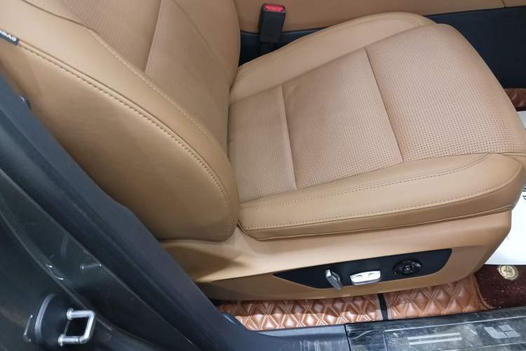 Used Li Auto ONE 2021 Extended-Range 6-Seater Version
