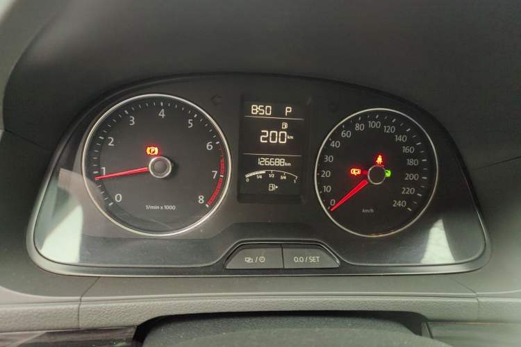 Used Volkswagen Gran Lavida 2013 1.6L Automatic Comfort Model
