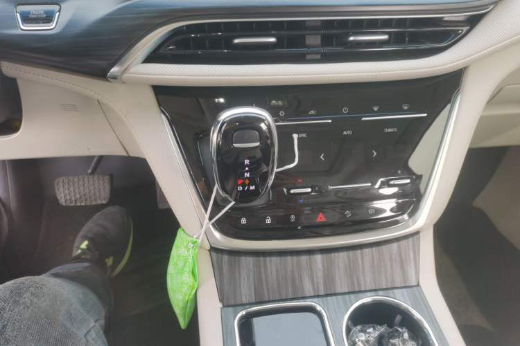 Used Buick GL8 2023 ES Lu Zun Comfort Model Gear Lever