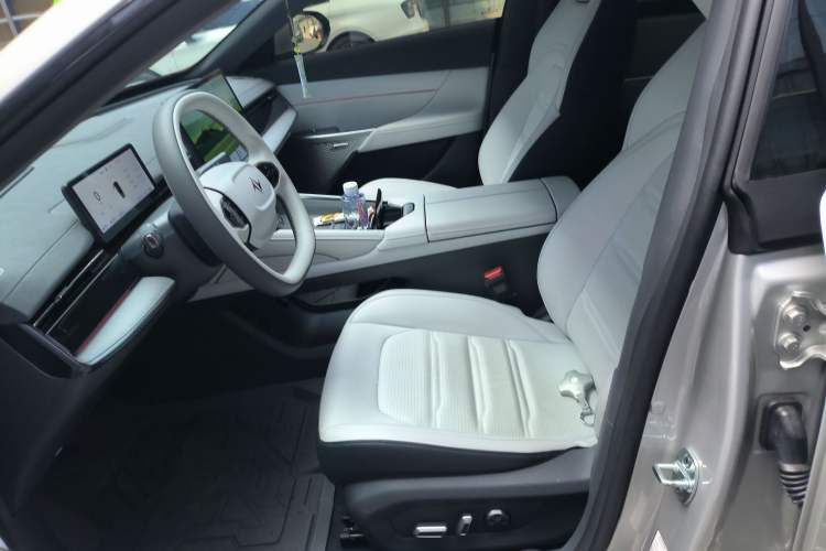 Used Dongfeng eπ eπ007 2024 Range-Extended 200 RuYi Edition
