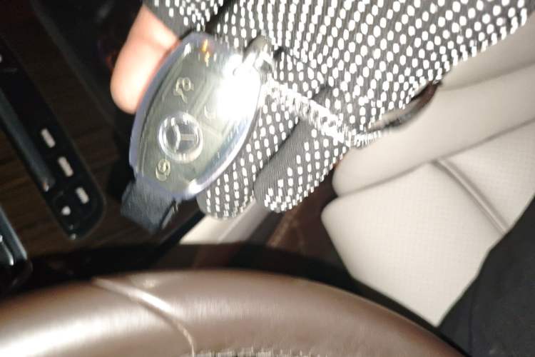 Used Mercedes-Benz GLC 2016 GLC 260 4MATIC Luxury Model
