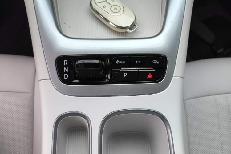 Used Geely Galaxy Geome 2025 310km Dream Edition Gear Lever