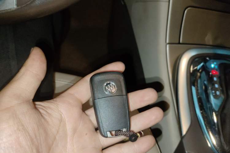 Used Buick Regal 2012 2.0L Luxury Edition
