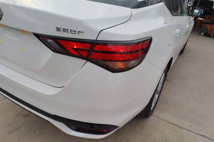 Used Nissan Sylphy 2026 1.6L CVT Comfort Edition Right Rear Taillight