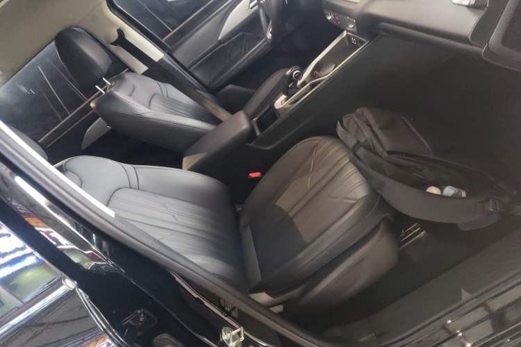 Used Haval H5 2023 2.0T Automatic All-Wheel Drive LinkedIn Gasoline Right Front Seat