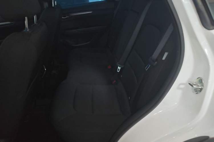 Used Mazda CX-5 2024 2.0L Automatic Two-Wheel Drive Comfort Version Left Rear Seat