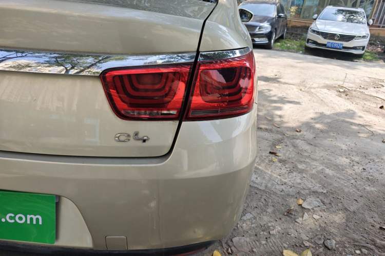 Used Citroen C4 Sega 2016 1.6L Manual Comfort Model Exterior 3