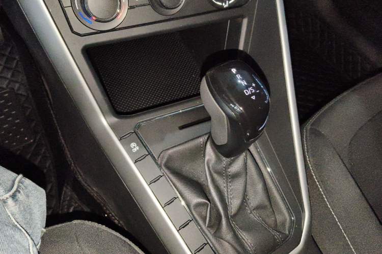 Used Volkswagen Polo 2023 Plus 1.5L Automatic Panoramic Enjoyment Edition Gear Lever