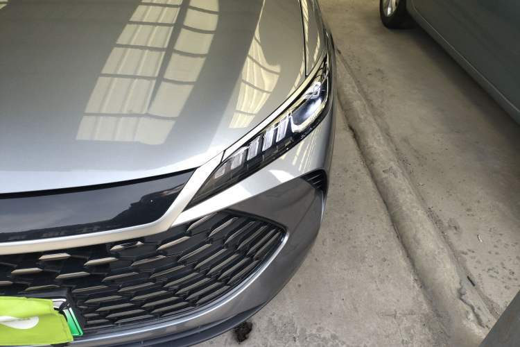 Used BYD Qin PLUS 2025 DM-i Smart Drive 55KM Leading Model