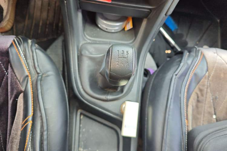 Used Peugeot 308 2014 Enjoy Edition Classic 1.6L Manual YouShang Model Gear Lever