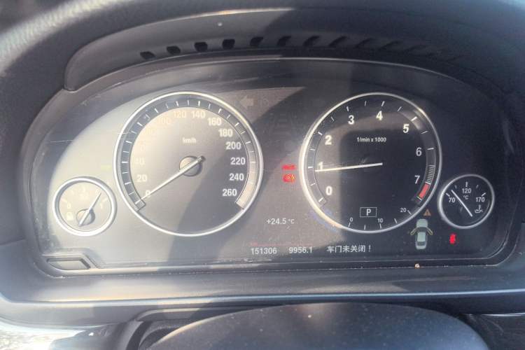 Used BMW 5 Series 2014 525Li Luxury Design Package Instrument Cluster