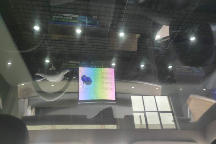 Used Tesla Model Y 2021 Long-Range All-Wheel-Drive Version
