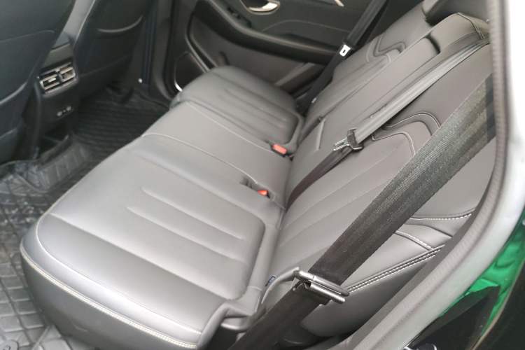 Used JETOUR X90 PLUS 2024 1.6TD DCT Villa PRO 7-Seater Interior 4