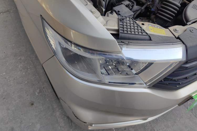 Used Wuling Hongguang V 2022 1.5L Jingqu Edition Electric-Assist LAR
