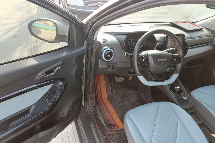 Used Chery Little Ant 2022 Sweet Pink Edition Half-Sugar Version 3-Cell Lithium 30kW 301km
