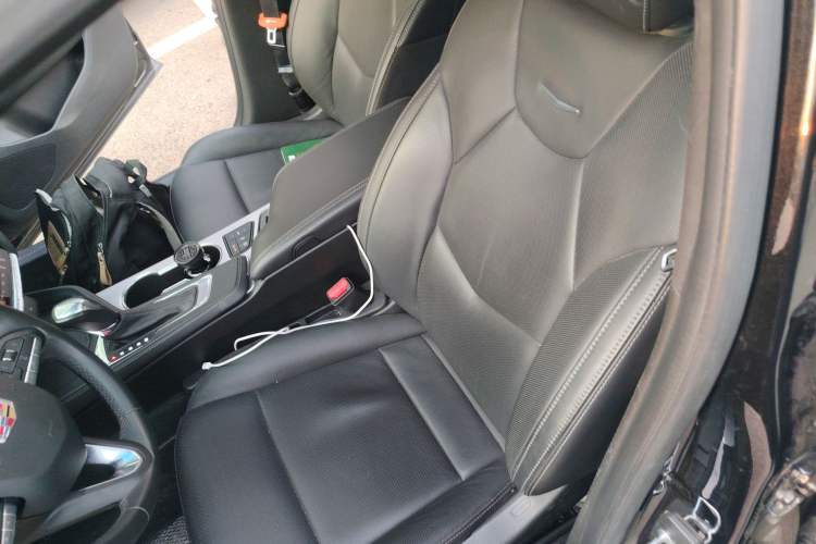 Used Cadillac CT4 2023 25T Luxury Model
