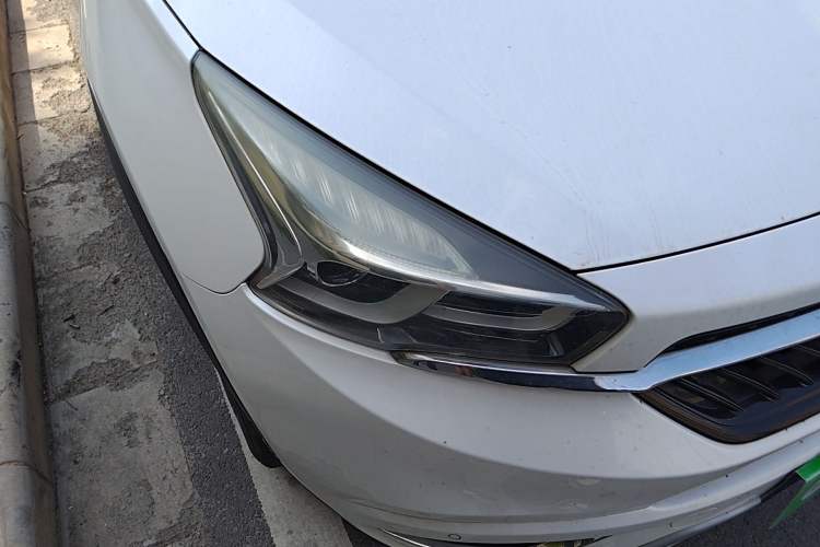 Used Chery Tiggo 7 2016 2.0L CVT Shining Edition Right Front Headlight