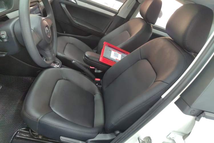 Used Volkswagen Jetta 2015 1.6L Automatic Comfort Model Left Front Seat