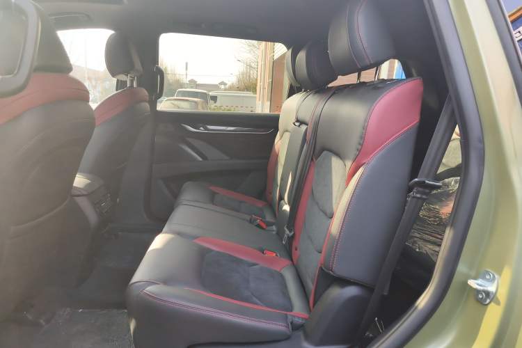 Used SAIC MAXUS D90 Pro 2022 Facelift 2.0T Diesel 4x4 Amazon Edition 7-Seater