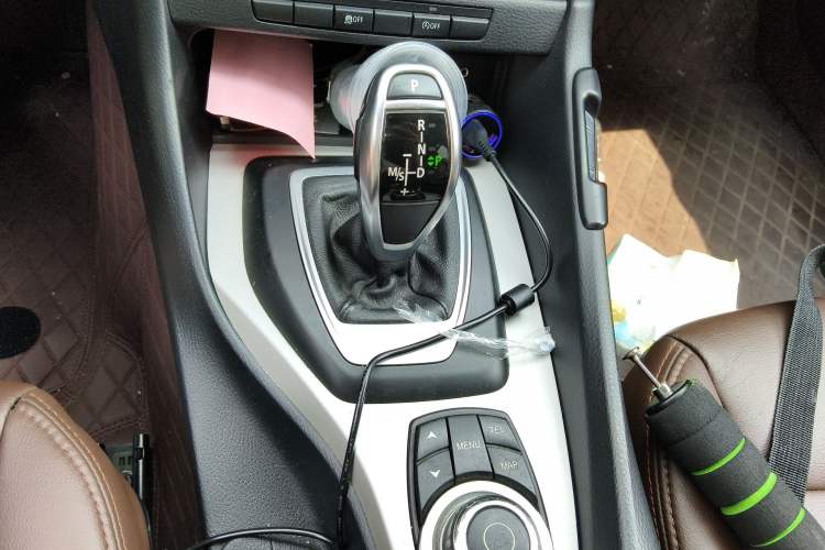 Used BMW X1 2014 sDrive18i Fashion Model Gear Lever