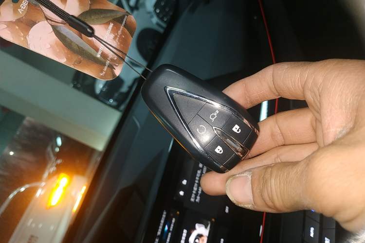 Used Changan UNI-V 2024 1.5T Prestige Sport Edition
