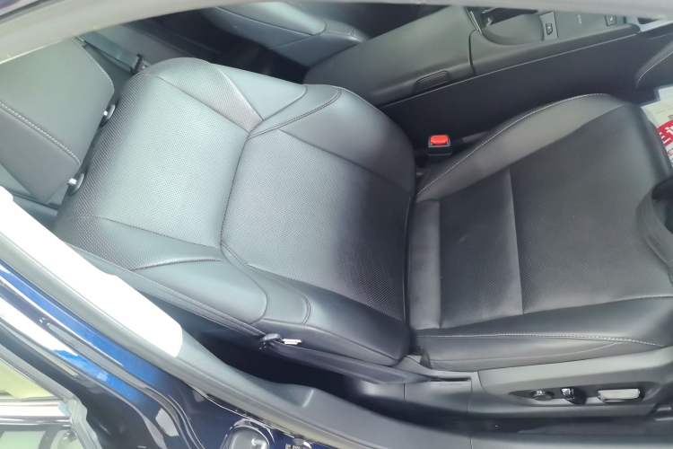 Used Lexus ES 2020 200 Excellence Edition
