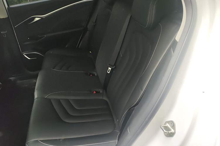 Used NETA U 2022 Zhi400 Pro Ternary Lithium