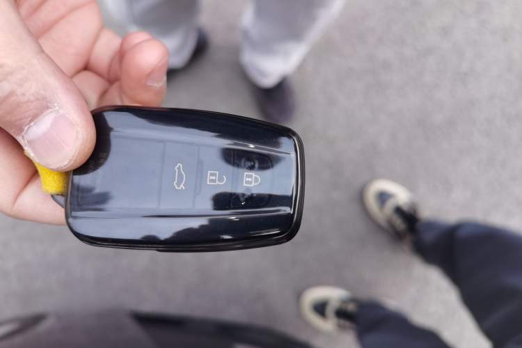 Used Toyota Avalon 2019 2.5L Touring Premium Version China VI Standard