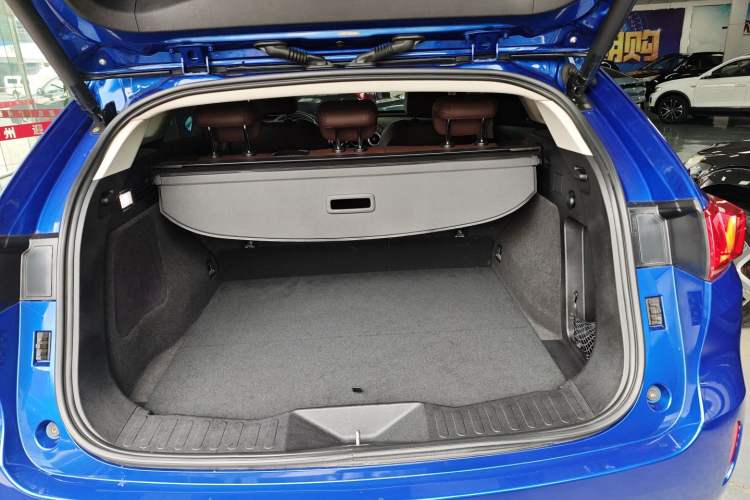 Used Wey VV7 2019 Upgraded Model 2.0T Ultra-Luxury Version China VI Standard