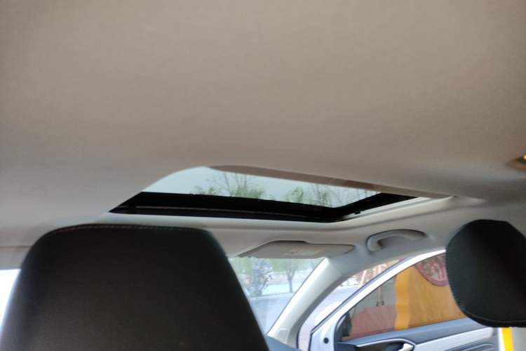 Used Jetta VS5 2023 280TSI Automatic High-Gloss Enjoyment Model Headliner