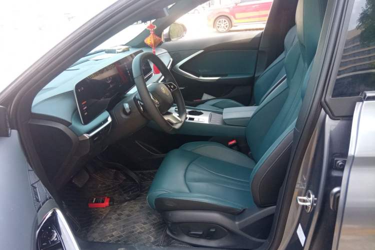 Used MG 7 2025 1.5T 300 DCT Elegant Edition
