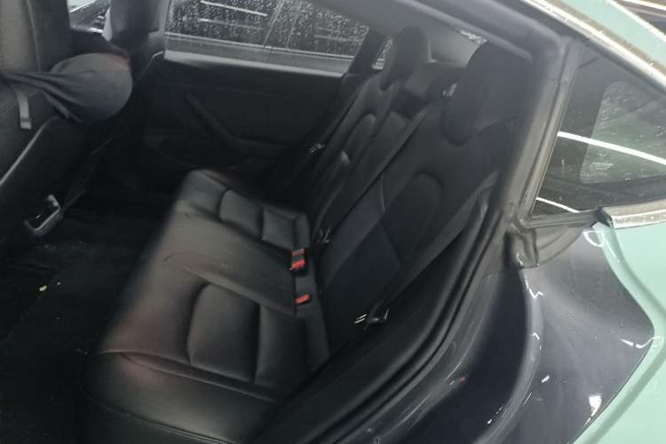 Used Tesla Model 3 2019 Long-Range Rear-Wheel-Drive Version
