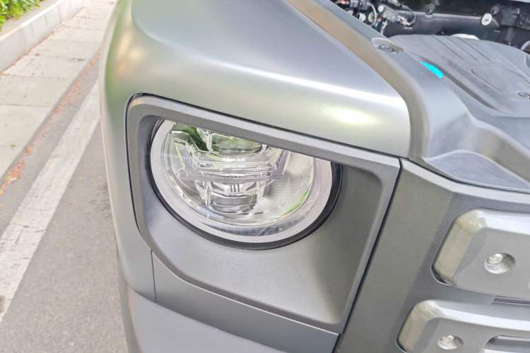Used Haval Raptor New Energy 2024 Hi4 145 Cross-Over Edition Right Front Headlight