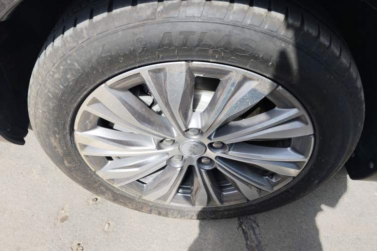 Used Hongqi E-QM5 2022 431 km Charge & Enjoy Edition