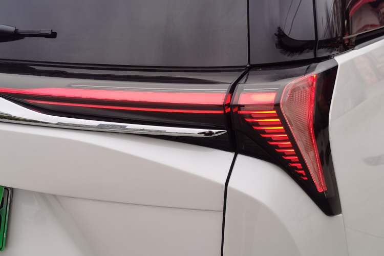 Used Buick GL8 New Energy 2024 Lu Zun Luxury Edition 7-Seater