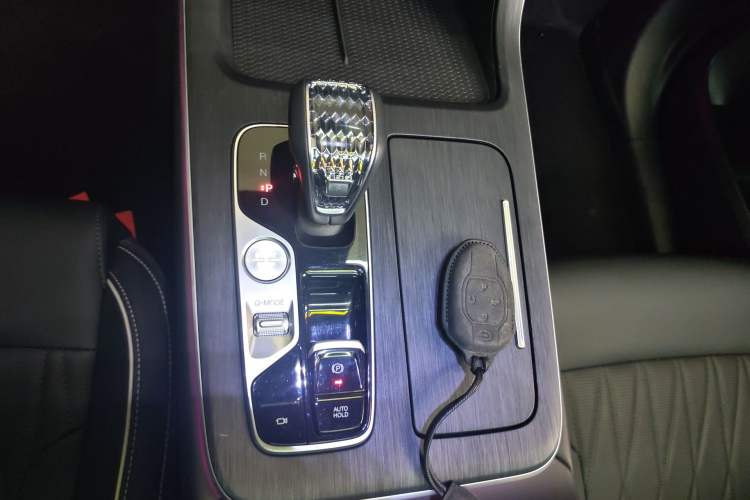 Used GAC Trumpchi GS8 2025 Linghang Series 2.0 TGDI Two-Wheel-Drive Luxury Edition 5 Seats