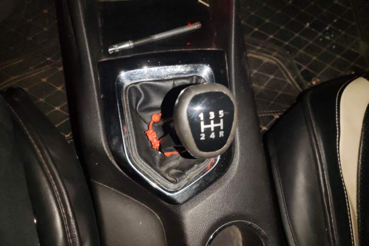 Used Soueast DX3 2016 1.5L Manual Luxury Edition