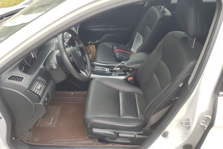 Used Honda Accord 2016 2.0L Elite Edition Left Front Seat