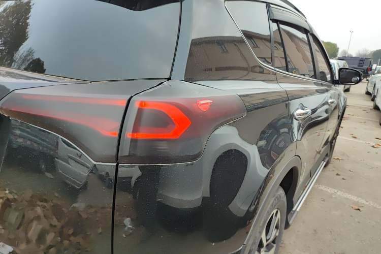 Used Toyota RAV4 2016 2.0L CVT Two-Wheel Drive Fashion Edition China V Standard