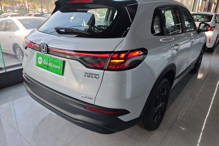 Used Honda HR-V 2023 2.0L eHEV Dynamic Speed Version