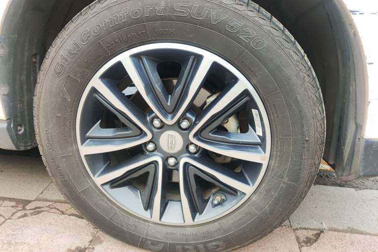 Used Geely Auto Vision X6 2019 1.4T CVT 4G Connected Flagship Version China VI Standard
