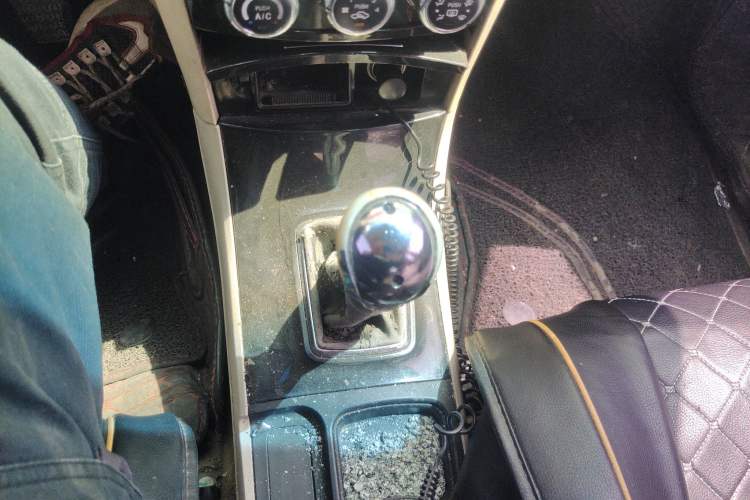 Used Geely Auto GC7 2013 1.5L Manual Comfort Model Gear Lever