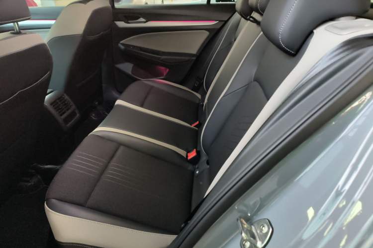 Used Volkswagen Golf 2023 Facelift 280TSI DSG Pro
