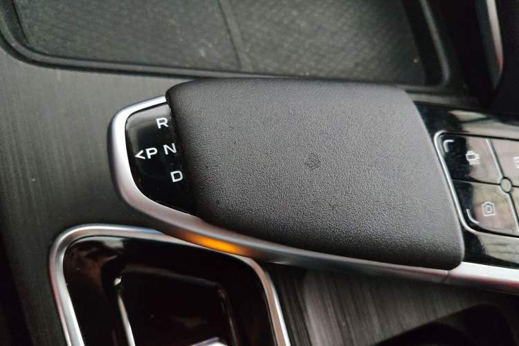 Used CHANGAN UNI-T 2020 1.5T Prestige Version