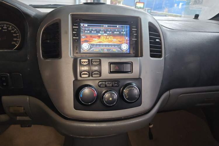 Used FORTHING Lingzhi 2012 Commercial Version 1.6L Base Model