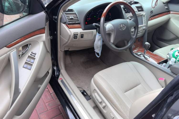 Used Toyota Camry 2013 200G Classic Luxury Edition Driver Seat