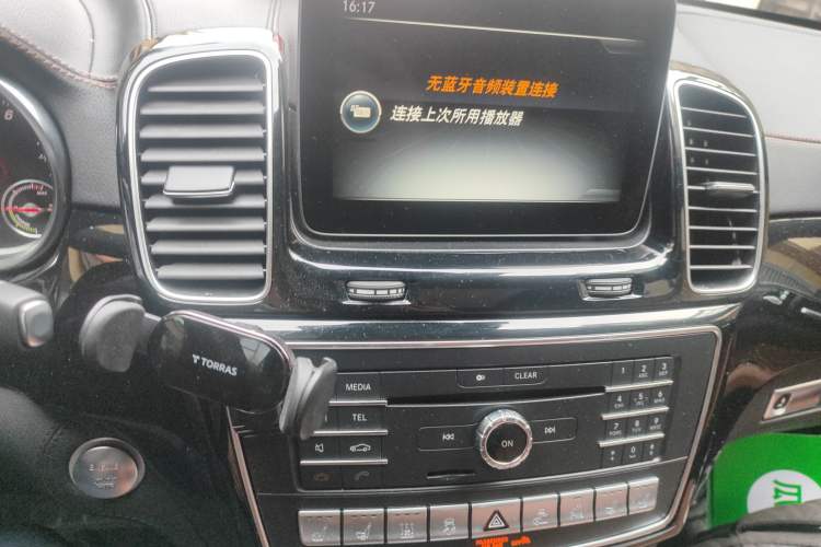 Used Mercedes-Benz GLE New Energy 2017 GLE 500e 4MATIC Audio And AC Panel