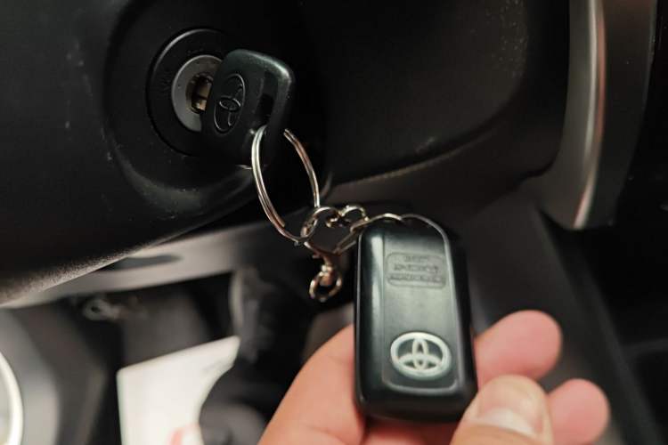 Used Toyota YARiS L Zhi Xuan 2016 Revised 1.5E CVT Charming Edition